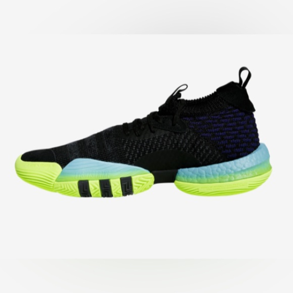 Adidas Trae Young 2.0 Basketball. Men’s 10